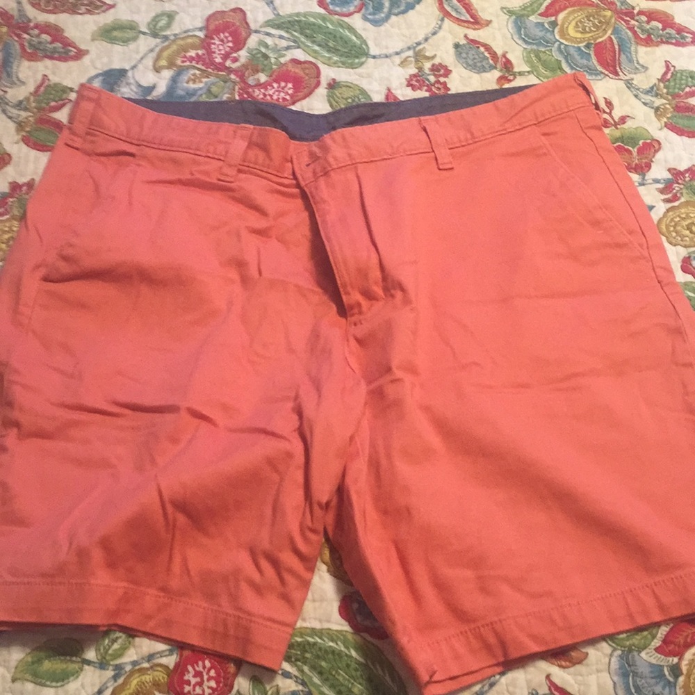Men’s flat front shorts